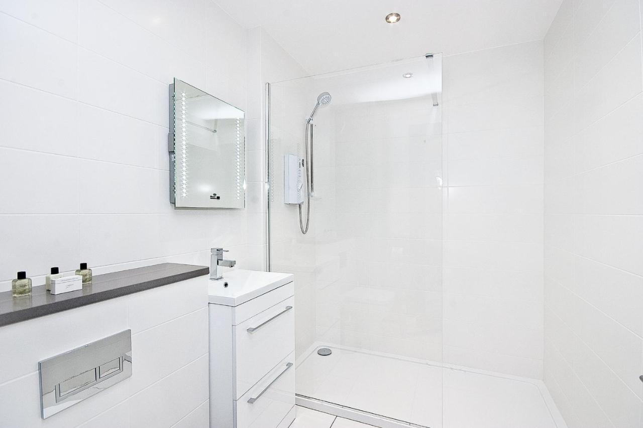 Heinze Flat 402 - One Bedroom Fourth Floor Flat By City Living ลอนดอน ภายนอก รูปภาพ